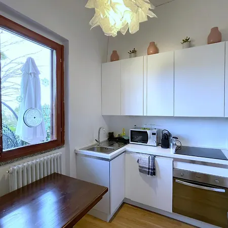 Lägenhet Lovingstresa3 Giardino Del